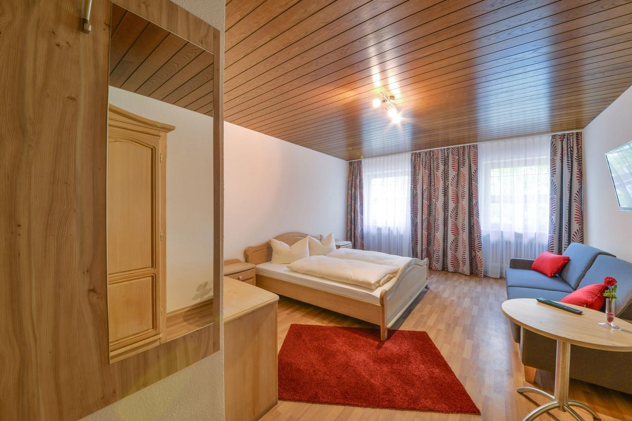 Hotel Gasthof Hainzinger Einsbach ภายนอก รูปภาพ