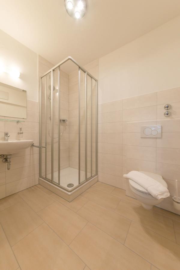 Hotel Gasthof Hainzinger Einsbach ภายนอก รูปภาพ